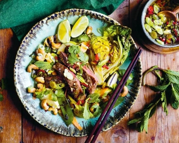 Asiatisk grillad biffsallad